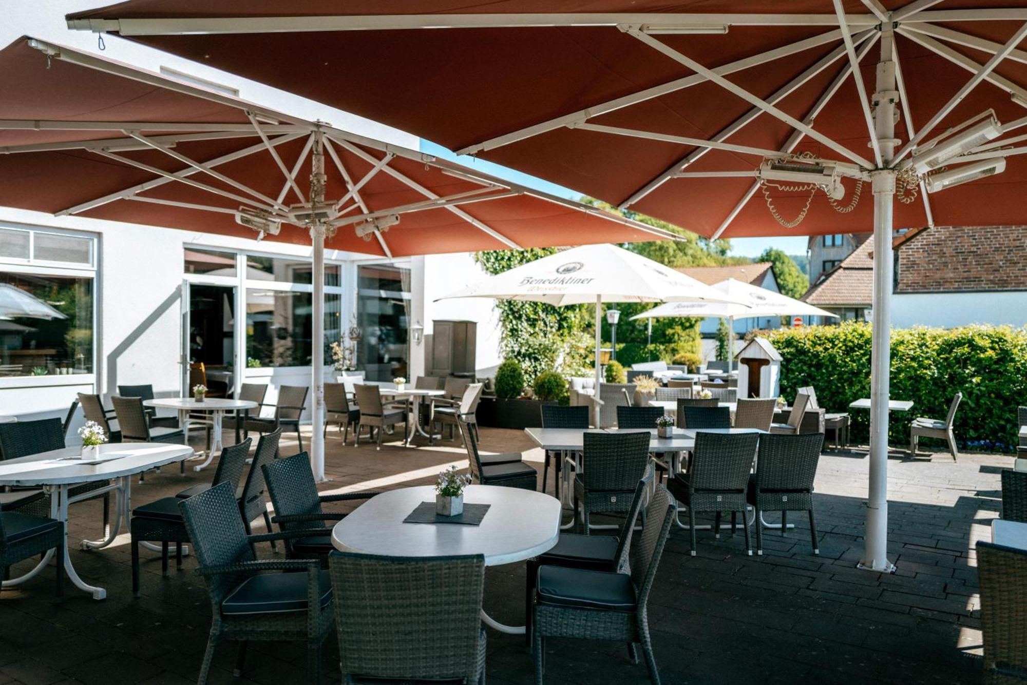 Hotel & Restaurant Kronenhof Am Weser-Radweg Oberweser Luaran gambar