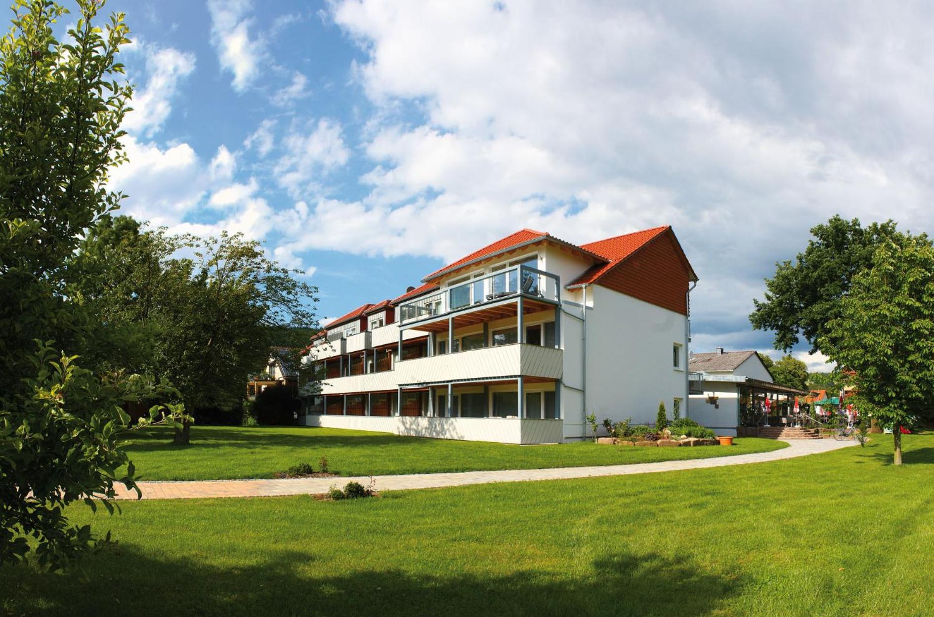 Hotel & Restaurant Kronenhof Am Weser-Radweg Oberweser Luaran gambar